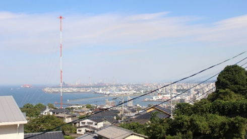 車椅子でも通りやすいエーデルワイス3の広々とした廊下